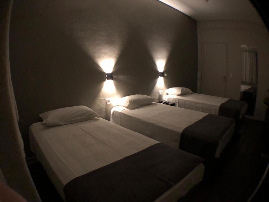 Hotel Caravelas Sao Paulo Bagian luar foto